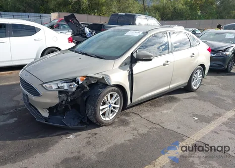 2015 Ford Focus Se z USA, uszkodzony, nr VIN 1FADP3F21FL294268